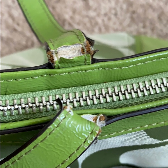 Coach purse - Picture 2 of 4